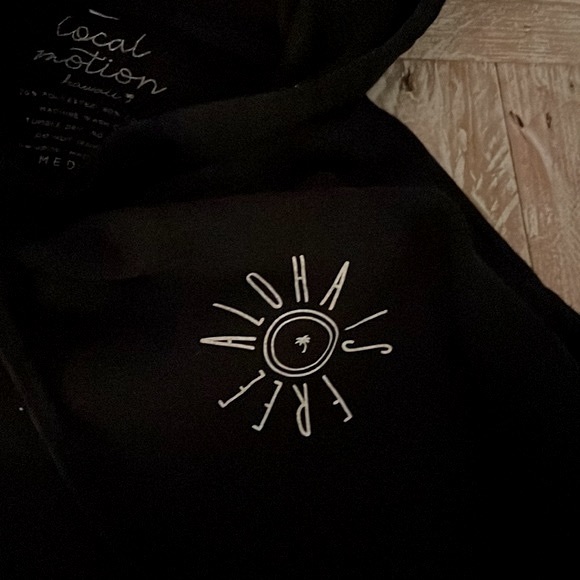 🌴Local Motion Hawaii Crop Hoodie & Sticker🌴~med - Picture 7 of 8